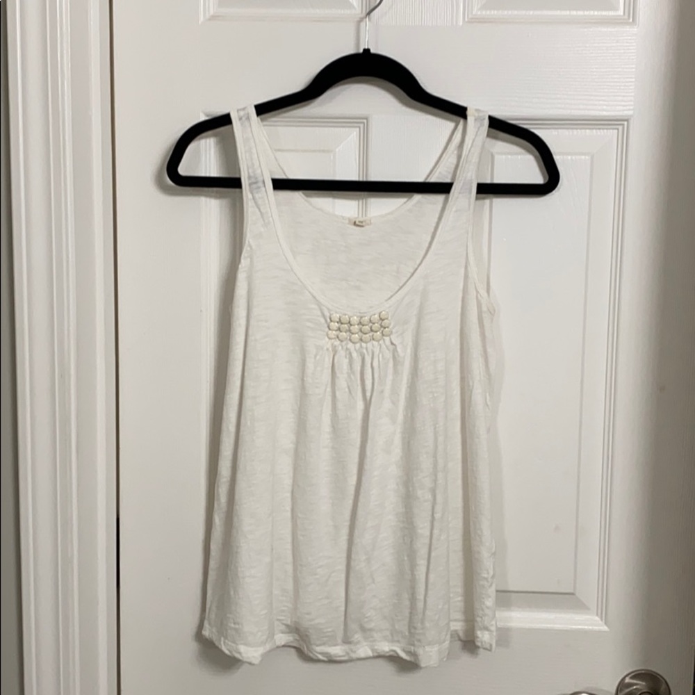White tank